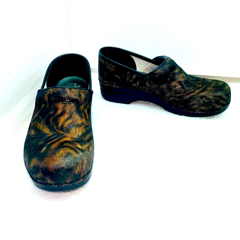 Dansko Xp Nursing Clogs - image 1